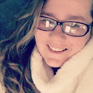 Meet your Posher, Shannon